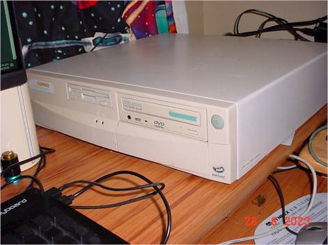 A cute desktop form factor computer from the 90s in resplendent beige